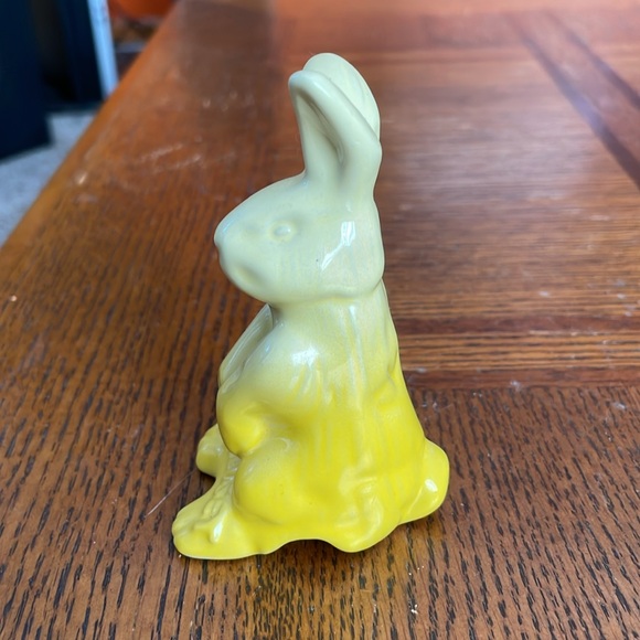 Le Creuset Bunny Pie Bird baking funnel - Picture 2 of 5